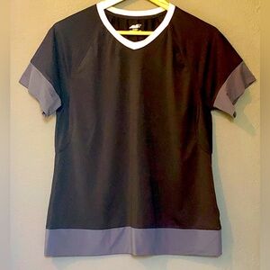 Sporty or workout “AVIA” T-Shirt.